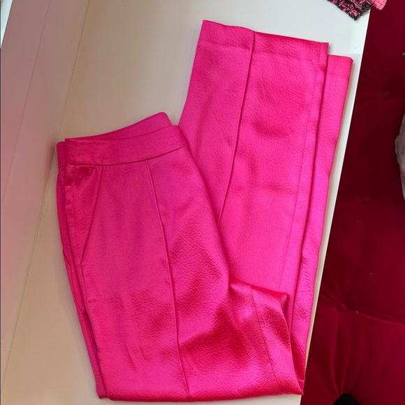 Elegant Pink Women's Blazer with matching pants set - Picture 5 of 6